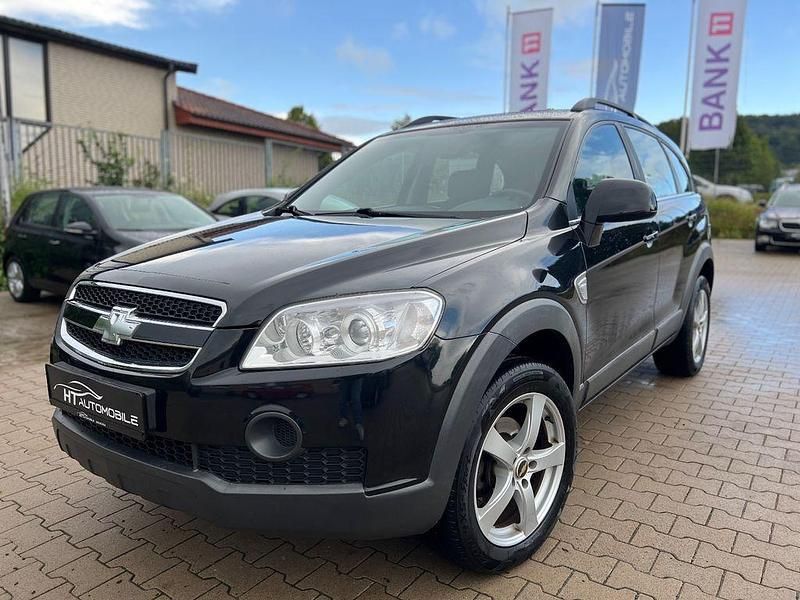 Schwarz Gebraucht 2011 Chevrolet Captiva LS SUV | 5.999 € (Fairer Preis) - Bild 1/4