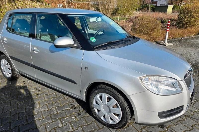 Gebraucht Skoda Fabia 75 PS (55 kW) 2007 Silber Limousine