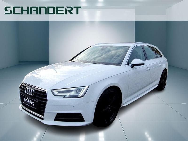 Weiß metallic Gebraucht 2018 Audi A4 Basis Kombi | 20.770 € (Fairer Preis) - Bild 1/4