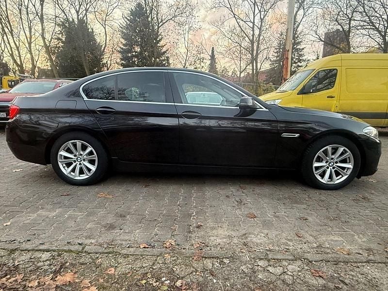 Gebraucht BMW 528 Sport Line 245 PS (180 kW) 2013 Schwarz Limousine