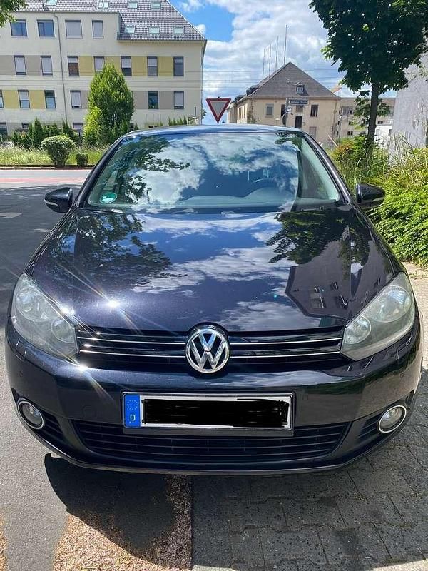 Schwarz Gebraucht 2011 VW Golf VI Style Limousine | 5.450 € (Fairer Preis) - Bild 1/4