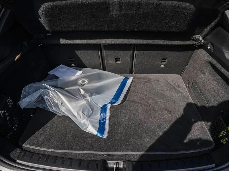 Gebraucht Mercedes EQA250 Advanced 139 kW (190 PS) 2024 Mountain grau SUV