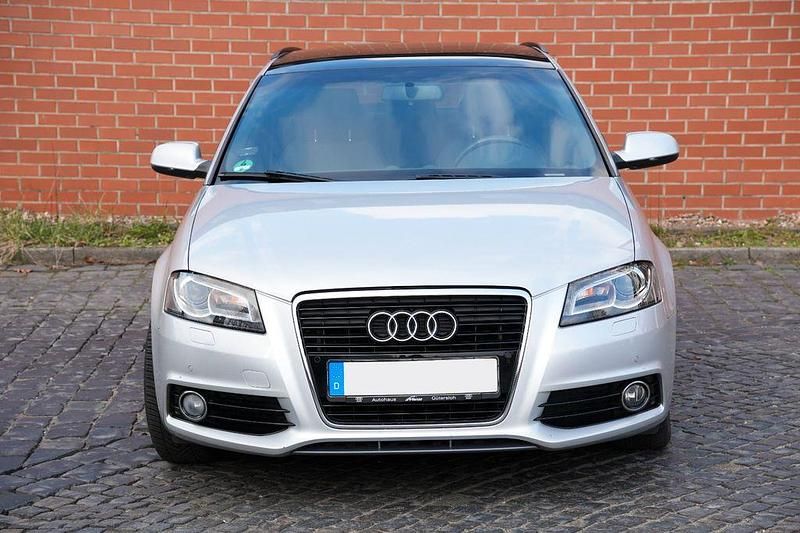 Gebraucht Audi A3 S-Line 105 PS (77 kW) 2010 Silber Kleinwagen