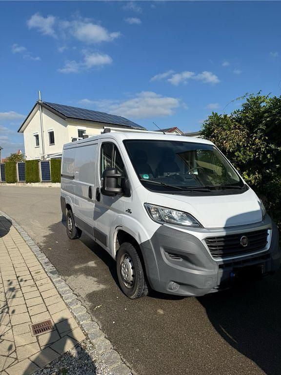Weiß Gebraucht 2015 Fiat Ducato Van | 13.499 € (Etwas zu teuer) - Bild 1/4