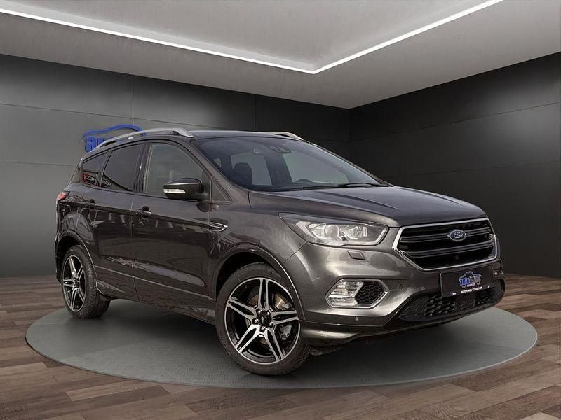 Gebraucht Ford Kuga ST-Line 179 PS (131 kW) 2019 Grau SUV