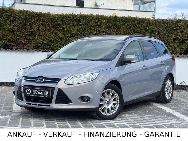 Gebraucht Ford Focus Trend 105 PS (77 kW) 2011 Silber Kombi