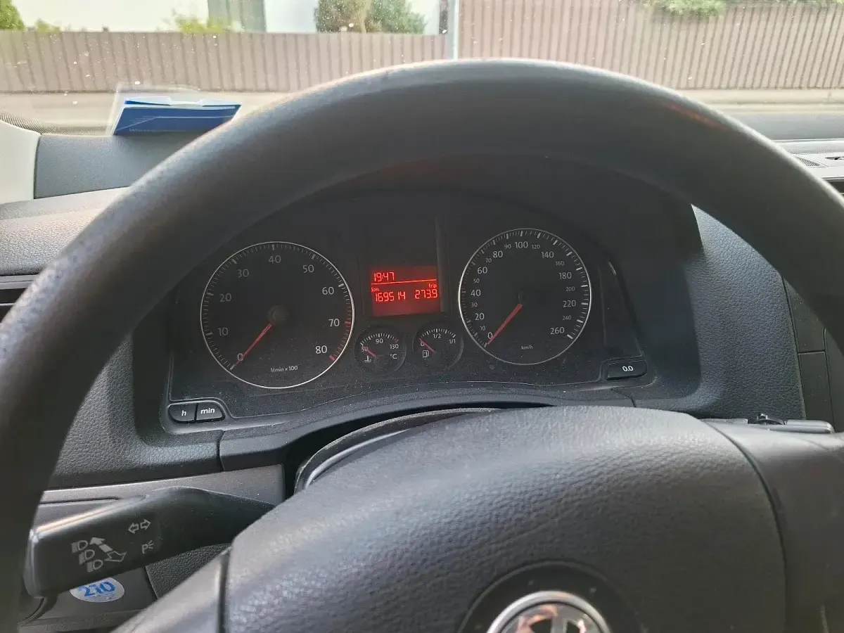 Gebraucht VW Golf VI 102 PS (75 kW) 2008 Silber Kleinwagen