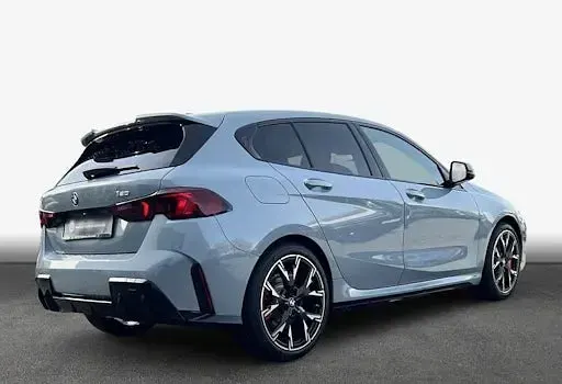 Nowe BMW 120 Performance 170 KM (125 kW) 2025 Szary Hatchback