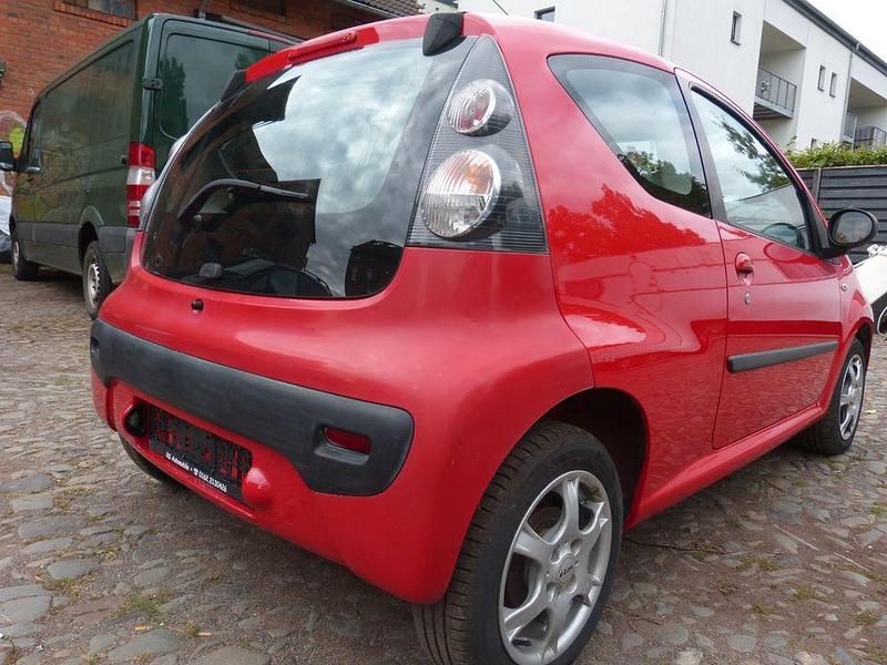 Gebraucht Citroën C1 Style 68 PS (50 kW) 2006 Rot Kleinwagen