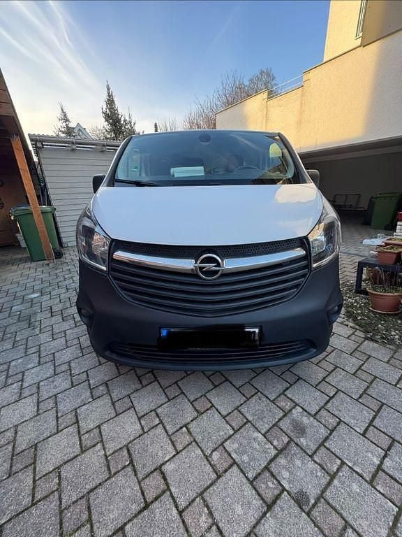 Gebraucht Opel Vivaro 95 PS (69 kW) 2017 Weiß Van / Kleinbus
