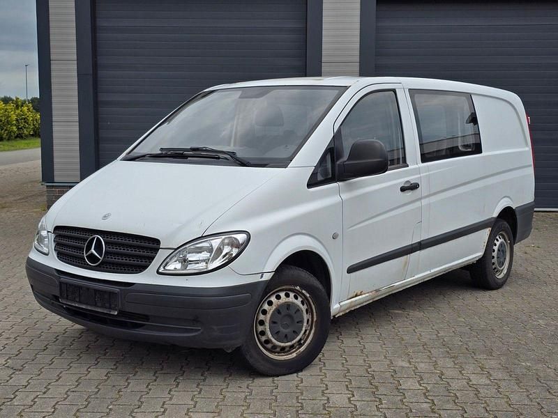 Weiß Gebraucht 2006 Mercedes Vito Van / Kleinbus | 2.500 € (Guter Preis) - Bild 1/4