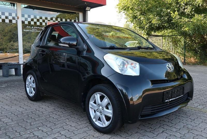 Schwarz Gebraucht 2009 Toyota iQ Kleinwagen | 3.999 € (Fairer Preis) - Bild 1/4