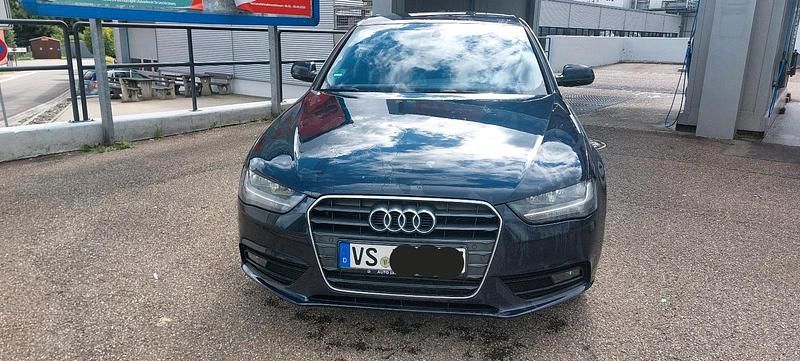 Schwarz Gebraucht 2012 Audi A4 Limousine | 5.500 € (Guter Preis) - Bild 1/4