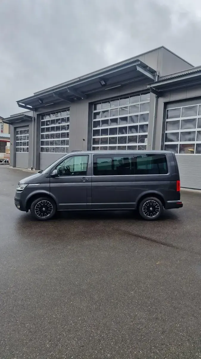 Gebraucht VW Multivan Comfortline 204 PS (150 kW) 2022 Van / Kleinbus