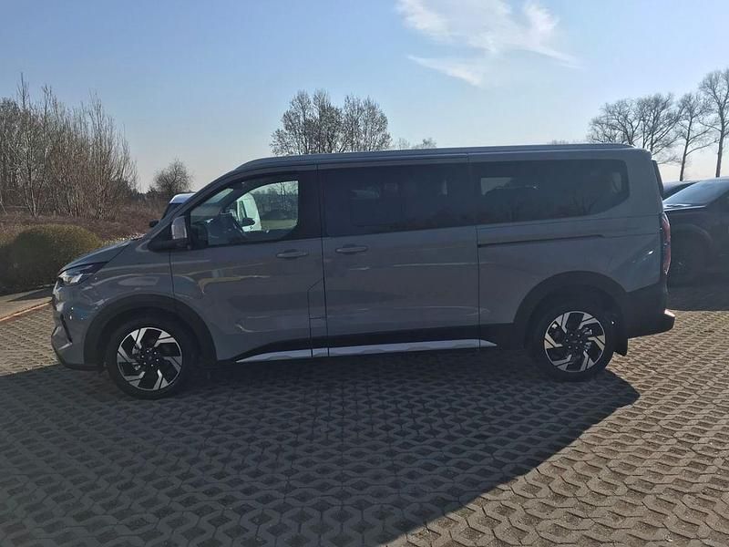 Neu Ford Tourneo Active 170 PS (125 kW) 2026 Grey matter (grau) Van / Kleinbus