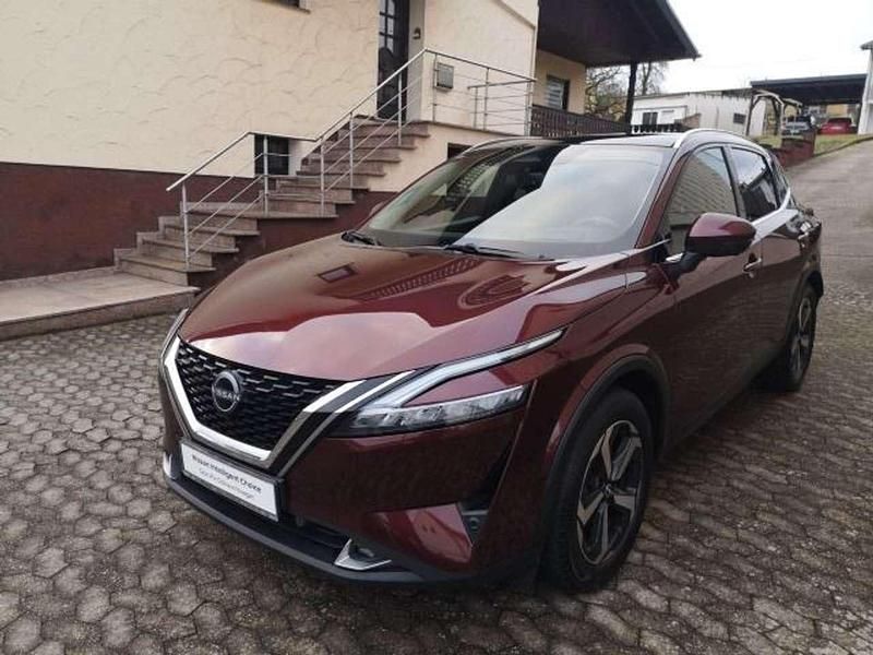 Gebraucht Nissan Qashqai 360º 140 PS (102 kW) 2022 Burgundy SUV