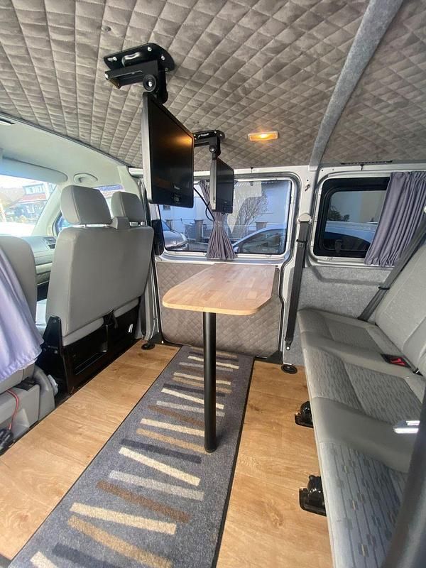 Gebraucht VW Transporter 102 PS (75 kW) 2012 Silber Van