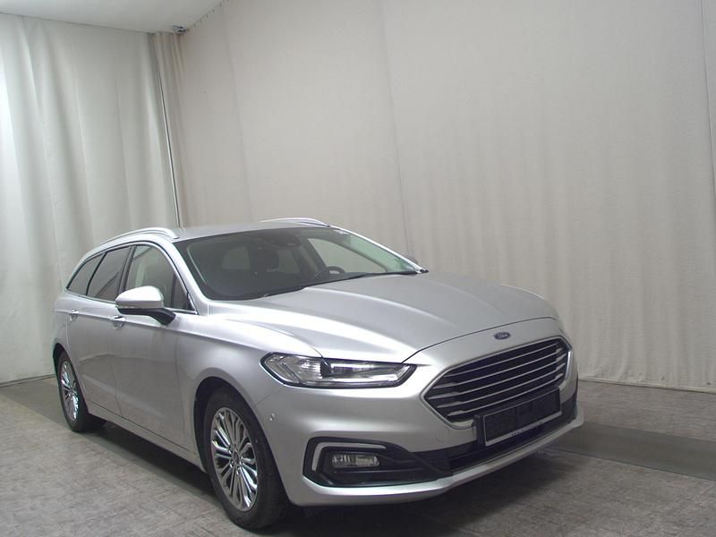 Gebraucht Ford Mondeo Titanium 190 PS (139 kW) 2022 Silber Kombi
