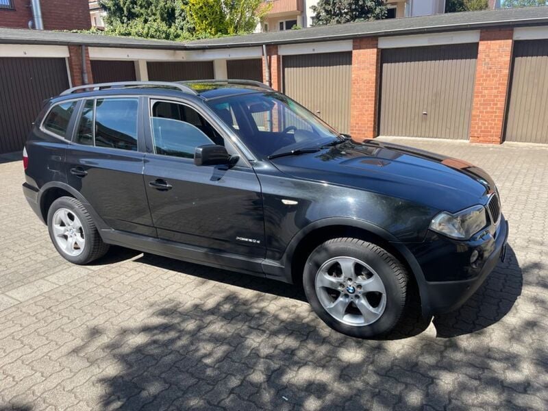 Schwarz Gebraucht 2009 BMW X3 SUV | 5.900 € (Guter Preis) - Bild 1/4