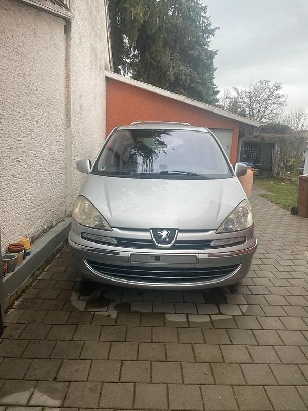 Silber Gebraucht 2012 Peugeot 807 Van / Kleinbus | 4.350 € (Guter Preis) - Bild 1/4