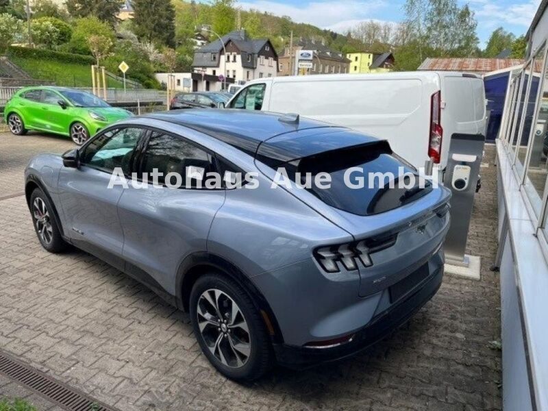 Gebraucht Ford Mustang Mach-E 258 kW (351 PS) 2023 Blau SUV