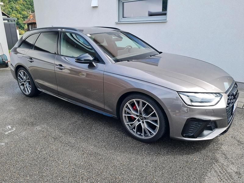 Gebraucht Audi A4 Edition .1 190 PS (139 kW) 2020 Grau Kombi