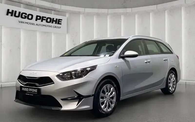 Gebraucht Kia Ceed Sportswagon Vision 101 PS (74 kW) 2023 Silber Kombi