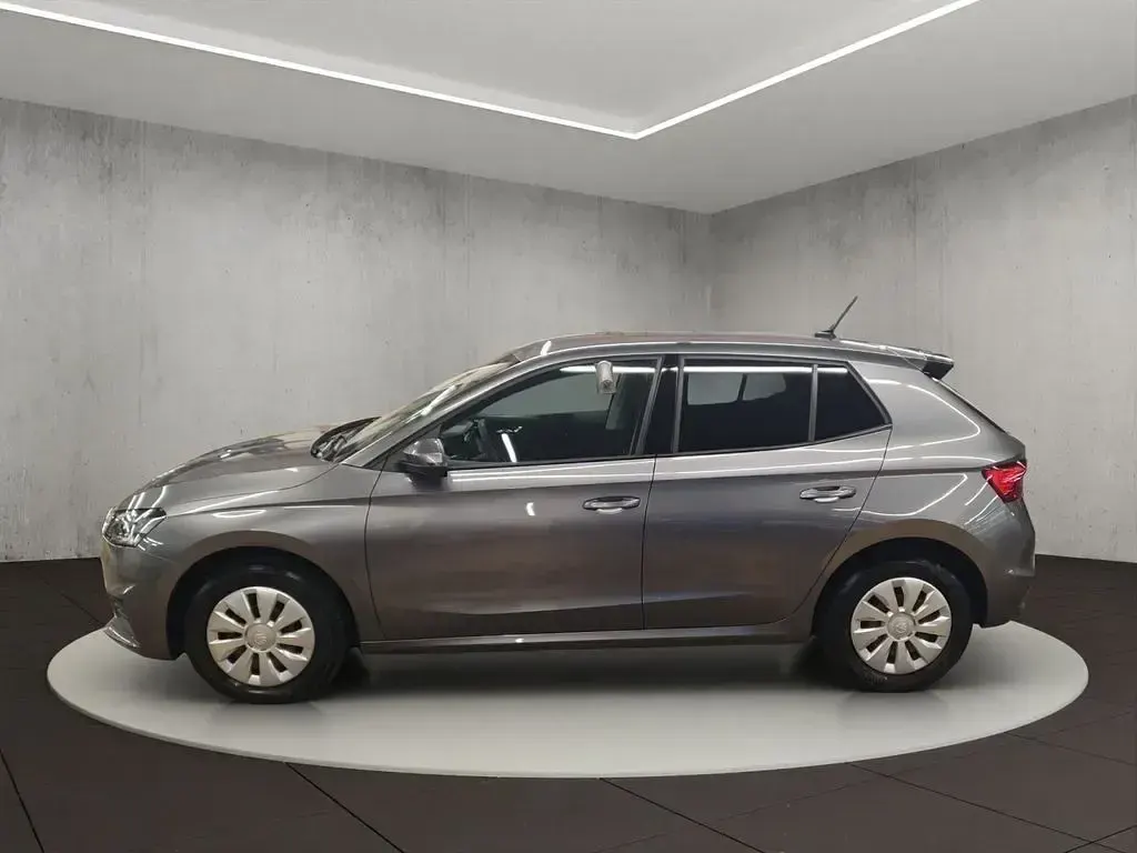 Gebraucht Skoda Fabia Active 95 PS (69 kW) 2023 Graphitegrau metallic Kleinwagen