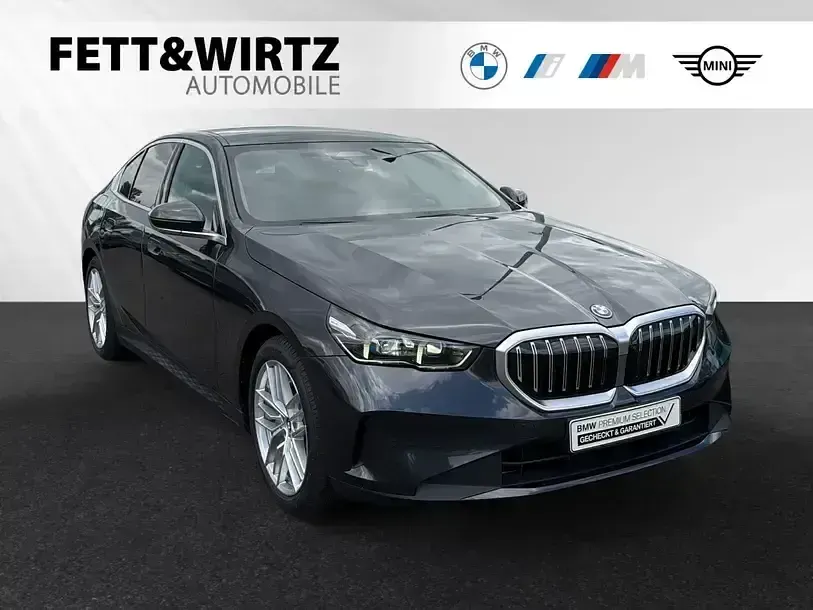 Gebraucht BMW 550e Comfort Edition 489 PS (359 kW) 2024 Limousine