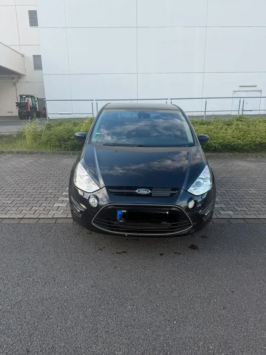 Gebraucht Ford S-MAX Titanium 200 PS (147 kW) 2011 Schwarz Van / Kleinbus