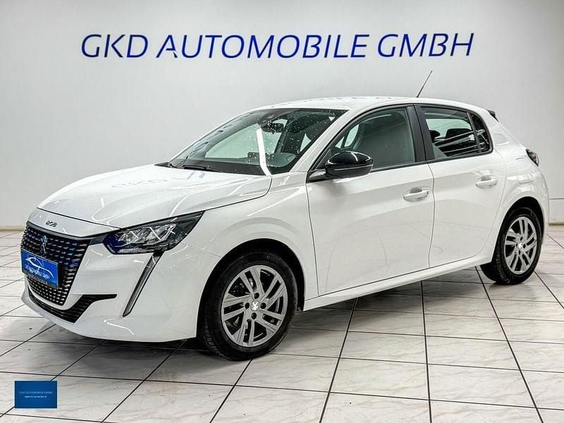 Weiß Gebraucht 2022 Peugeot 208 Active Kleinwagen | 13.890 € (Guter Preis) - Bild 1/4