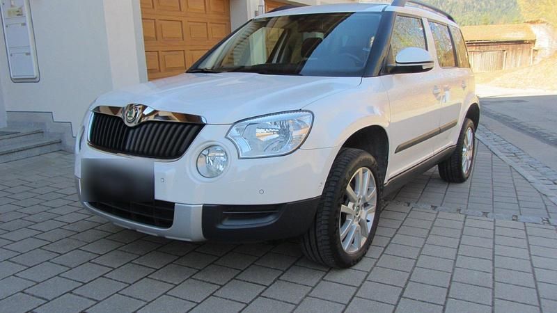 Gebraucht Skoda Yeti 152 PS (111 kW) 2012 Weiß SUV