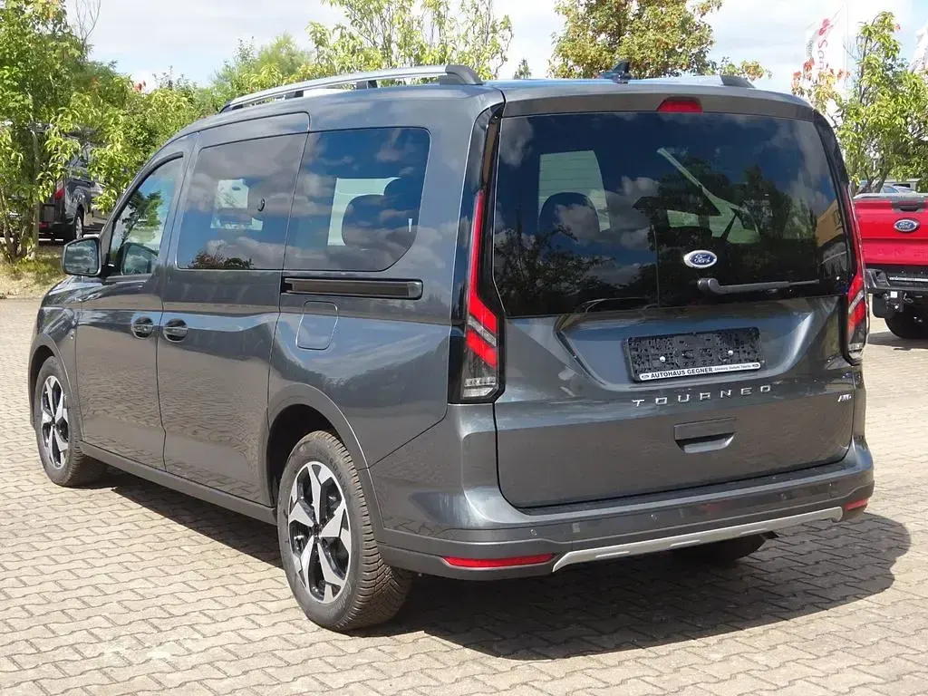 Neu Ford Grand Tourneo Connect Active 122 PS (89 kW) 2026 Grau Van / Kleinbus