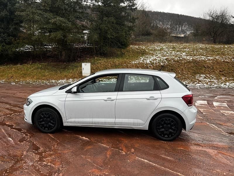 Gebraucht VW Polo Highline 95 PS (69 kW) 2017 Grau Kleinwagen