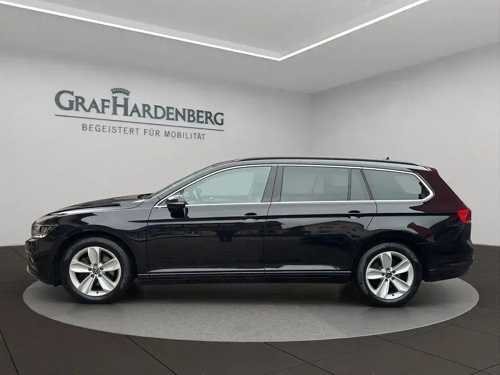 Gebraucht VW Passat Business 200 PS (147 kW) 2022 Schwarz Kombi