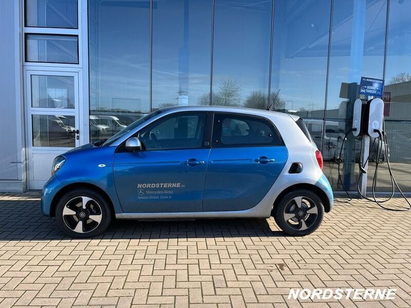 Gebraucht Smart ForFour Electric Drive Passion 60 kW (82 PS) 2020 Blau Limousine