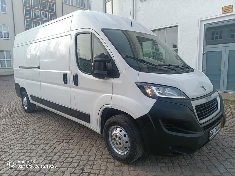 Gebraucht Peugeot Boxer 140 PS (102 kW) 2020 Weiß Van