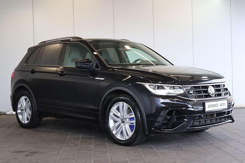 Gebraucht VW Tiguan R 320 PS (235 kW) 2022 Deep black SUV