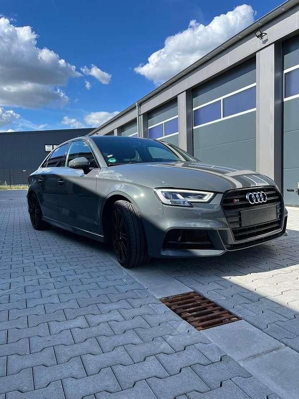 Gebraucht Audi S3 Exclusive 310 PS (228 kW) 2017 Grau Limousine