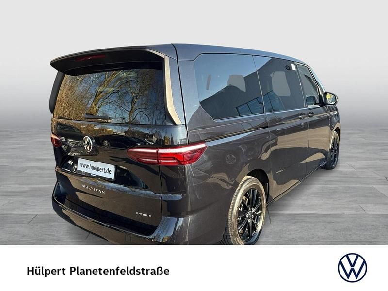Gebraucht VW Multivan Life 150 PS (110 kW) 2023 Van