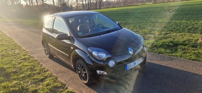 Second-hand Renault Twingo Expression 75 CP (55 kW) 2012 Negru Hatchback