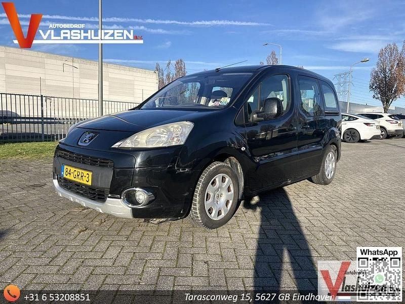 Gebraucht Peugeot Partner Tepee 109 PS (80 kW) 2008 Schwarz Van / Kleinbus