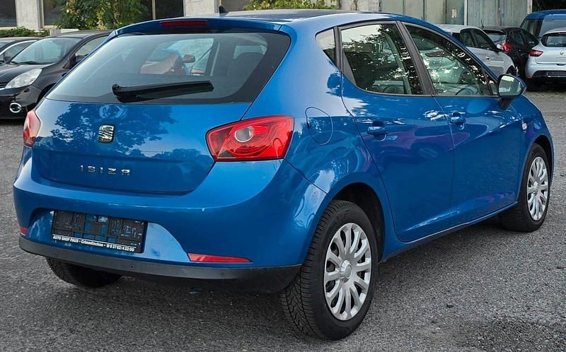 Blau Gebraucht 2011 Seat Ibiza Kleinwagen | 2.250 € (Superpreis) - Bild 1/4
