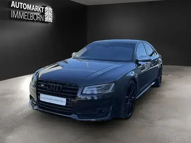 Gebraucht Audi S8 plus Ambiente 605 PS (444 kW) 2017 Havannaschwarz (metallic) Limousine