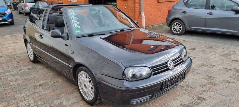 Schwarz Gebraucht 2000 VW Golf Cabriolet Cabrio | 3.350 € (Etwas zu teuer) - Bild 1/4