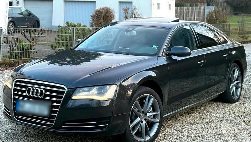 Gebraucht Audi A8 351 PS (258 kW) 2010 Grau Limousine