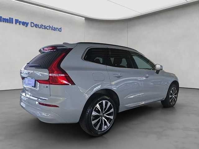 Gebraucht Volvo XC60 Core 250 PS (183 kW) 2024 Vapour grey SUV
