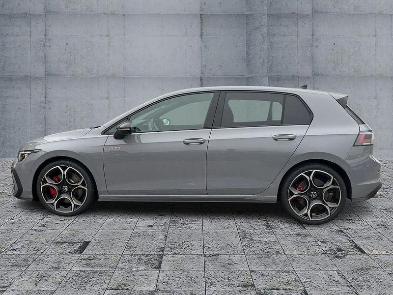 Gebraucht VW Golf VIII GTI 265 PS (194 kW) 2025 Grau Limousine