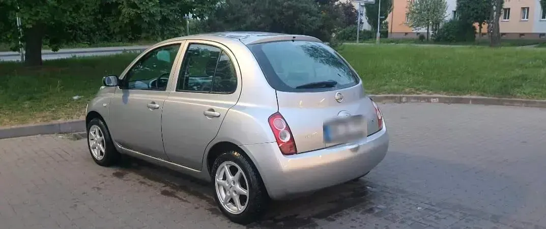Gebraucht Nissan Micra 80 PS (58 kW) 2006 Silber Kleinwagen
