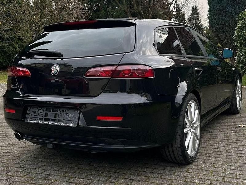 Gebraucht Alfa Romeo 159 Ti 170 PS (125 kW) 2012 Schwarz Limousine